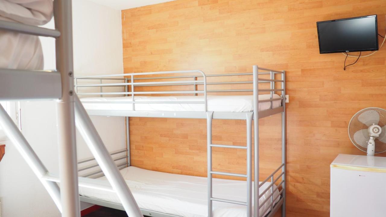 Hotel Le Logis De La Garenne Morestel Zewnętrze zdjęcie