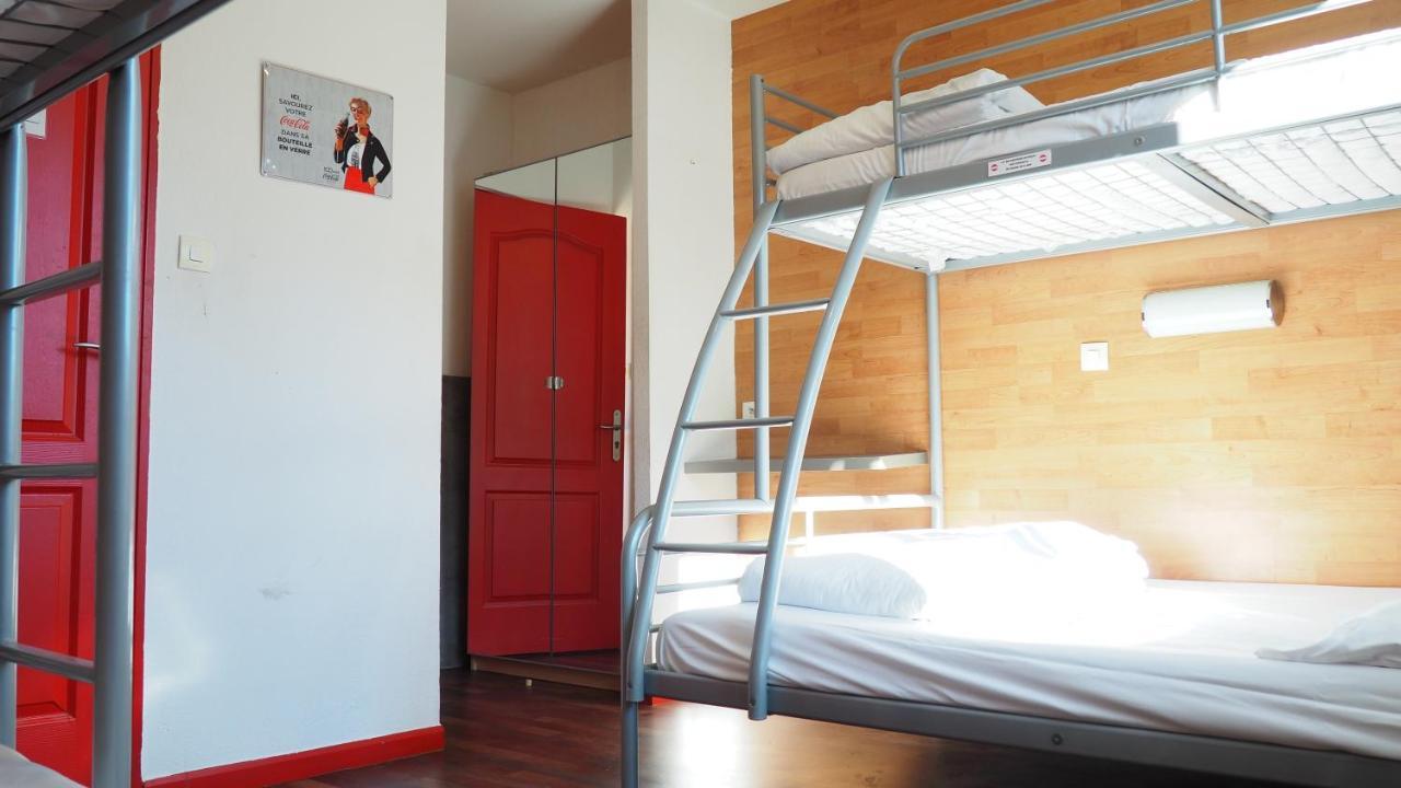 Hotel Le Logis De La Garenne Morestel Zewnętrze zdjęcie