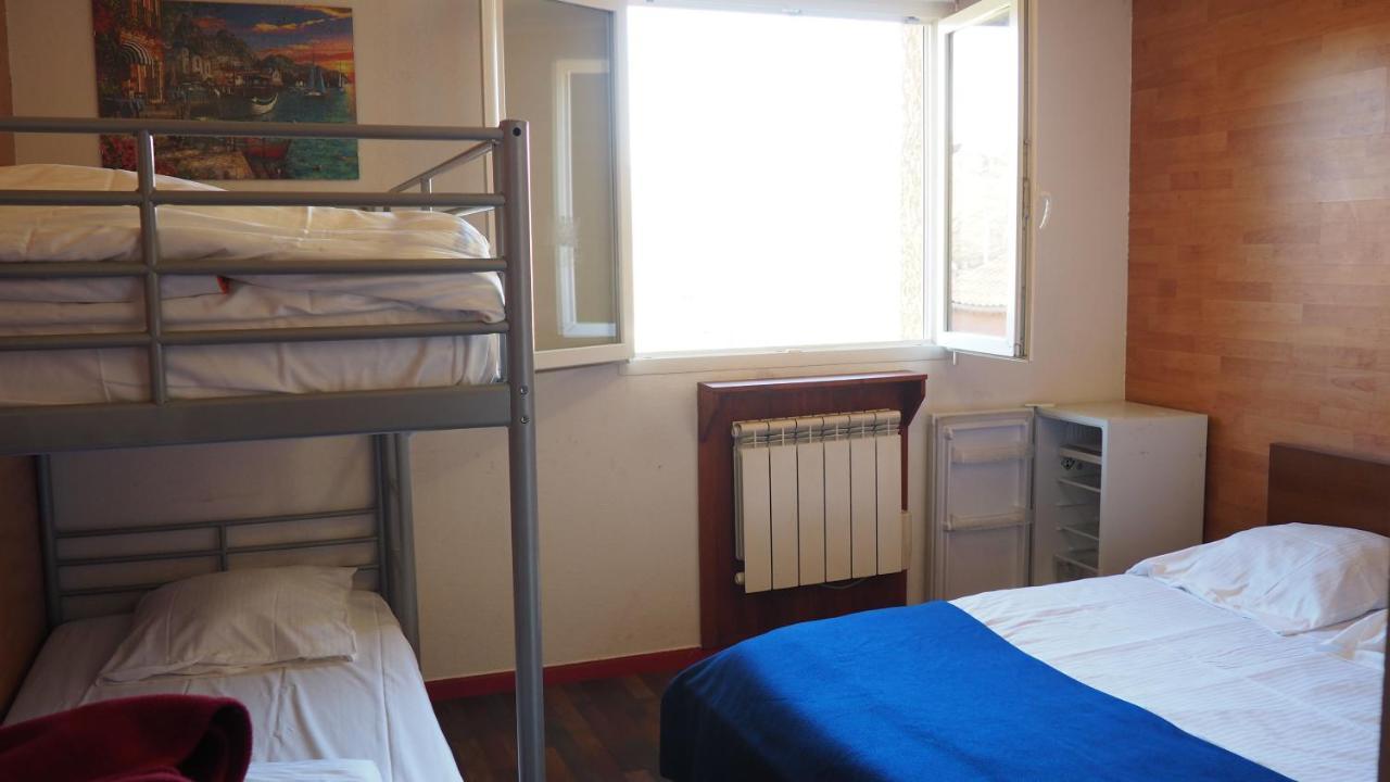 Hotel Le Logis De La Garenne Morestel Zewnętrze zdjęcie